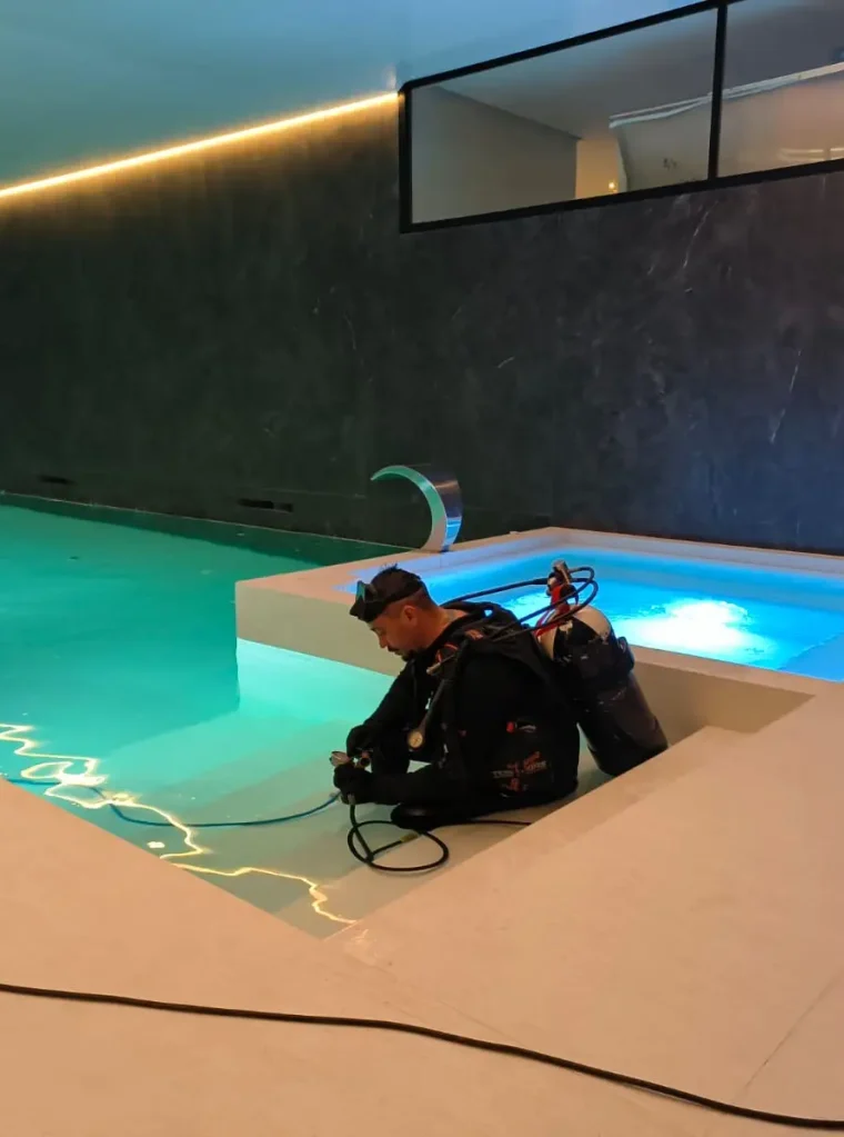 reparación de fugas en piscinas
